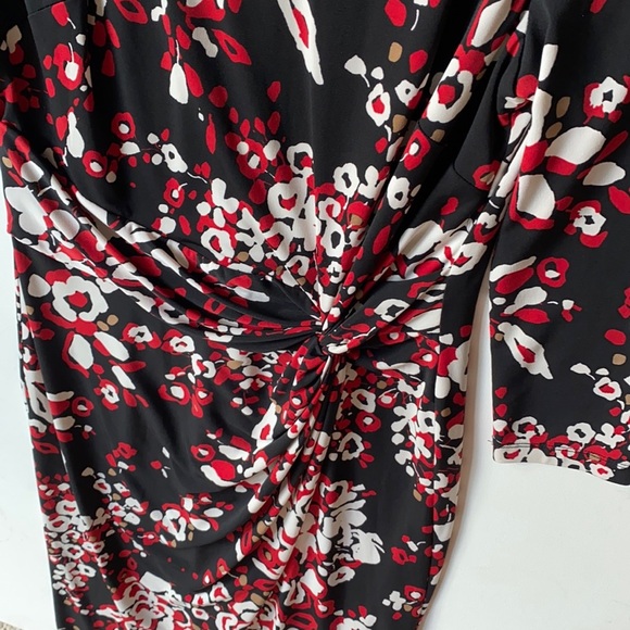 dressbarn Floral 3/4 Sleeved gathered waist Midi dress, Size 6 - Picture 4 of 9